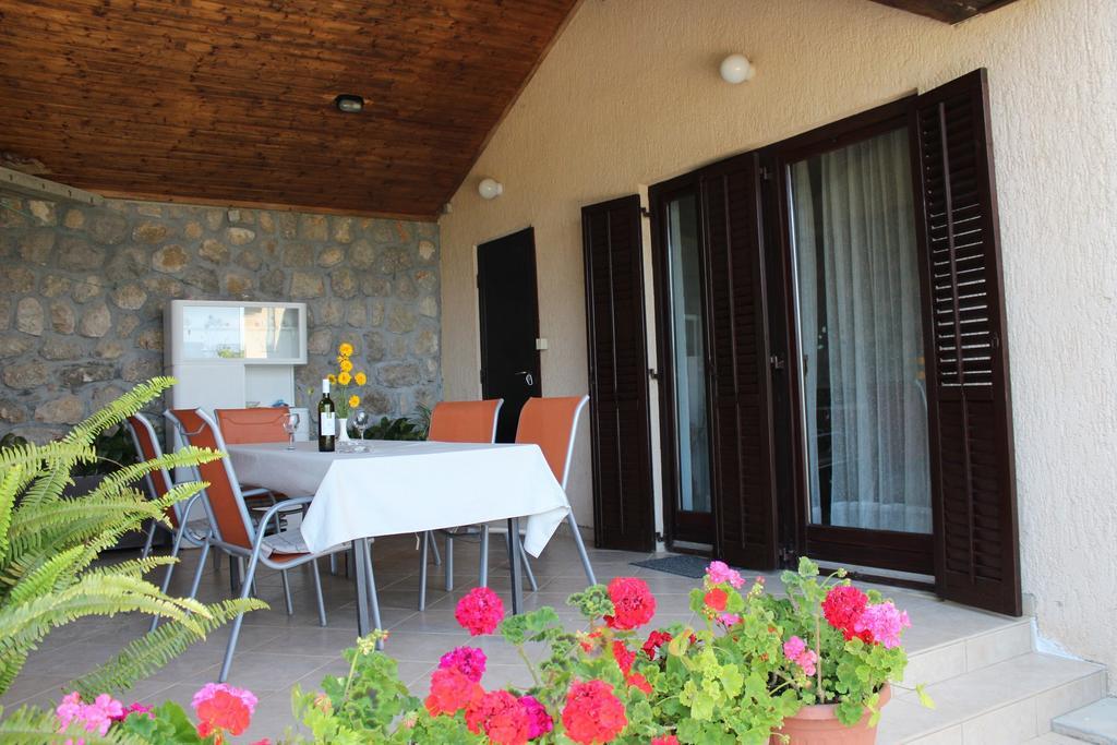 Apartments Basan Lovran Szoba fotó